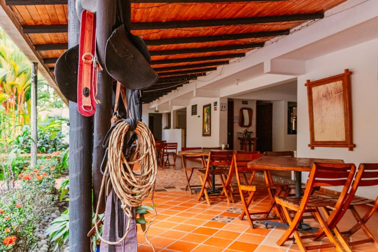 Hotel Casa Baquero El Cairo  Eksteriør bilde